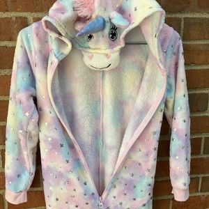 EUC Sz 10 bmagical unicorn onesie jumpsuit pajamas